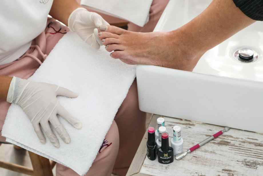 Les traitements locaux pour soigner la mycose des ongles-Sew et Laine